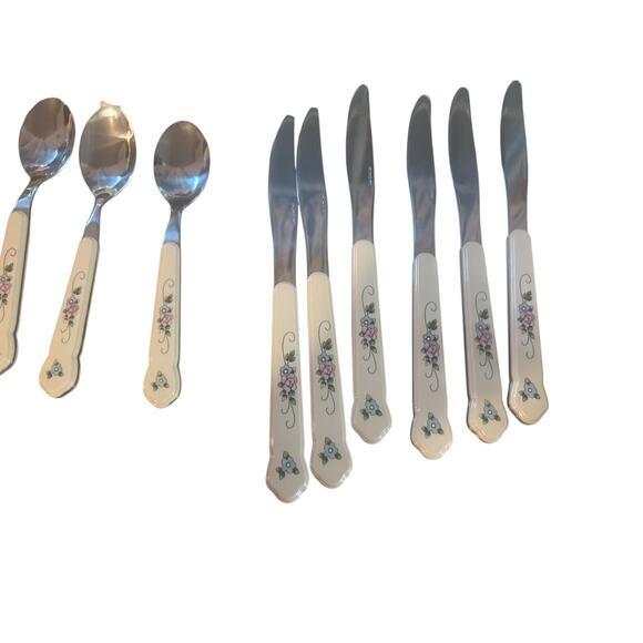 Vintage Pfaltzgraff Tea Rose Flatware Serving Set 35 Pieces EUC Cottage Core - Picture 4 of 6